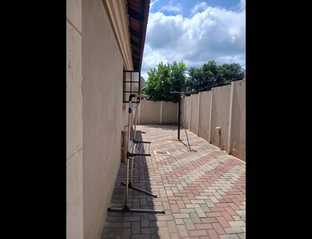 3 BEDROOM HOUSE FOR SALE IN HEATHERVIEW